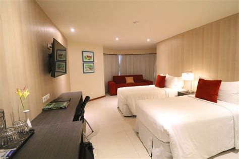 Rooms & Suites in Suriname .